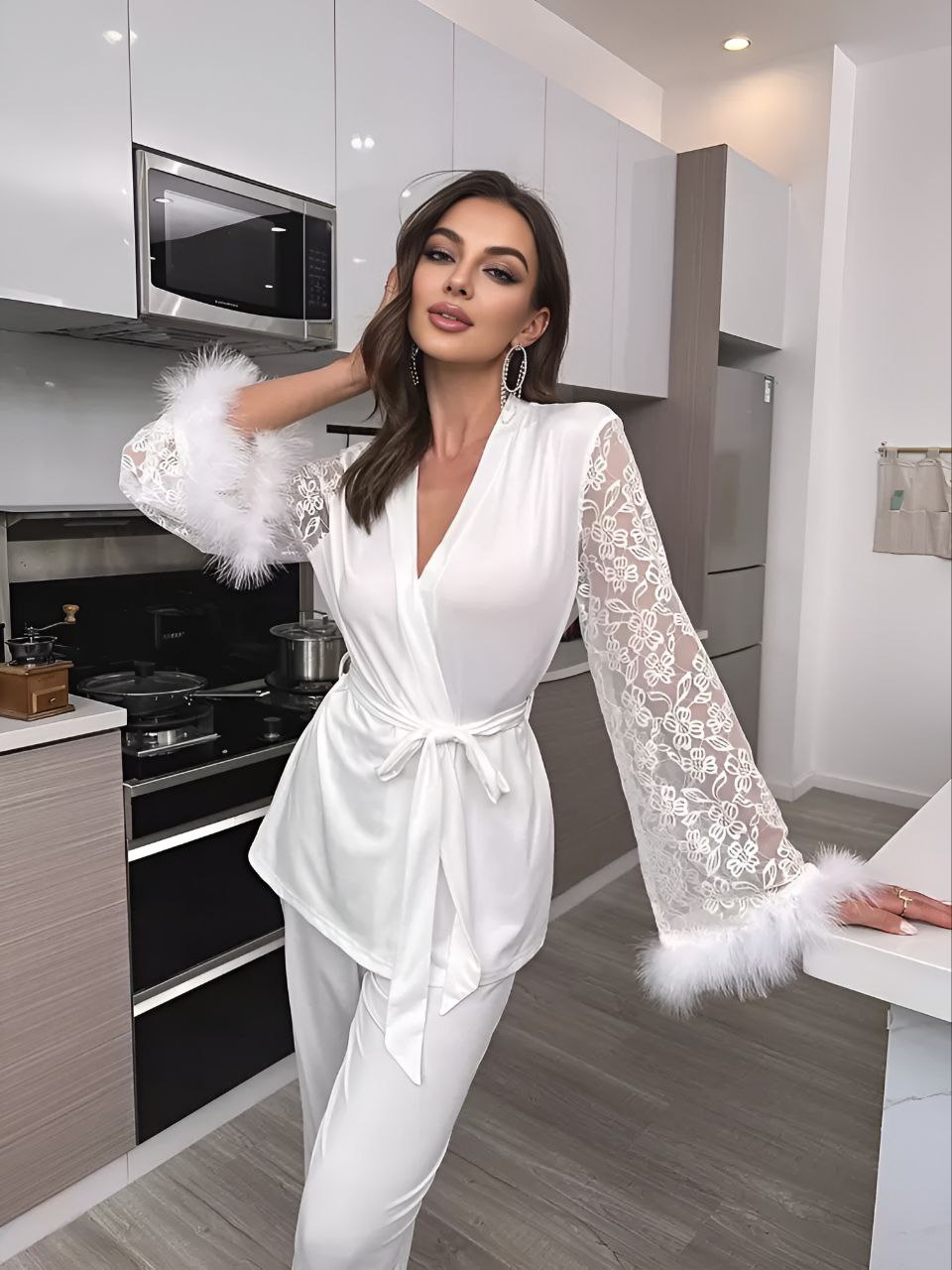 Піжамний комплект із мереживними рукавами та пуховою обробкою — Білий - Зображення 4