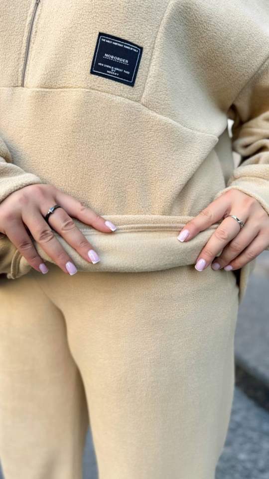 Теплий жіночий костюм - Зображення 2