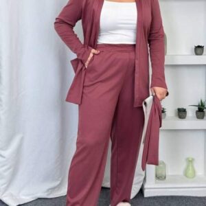 Жіночий трикотажний костюм з поясом – комфорт та стиль (батал/напівбатал)